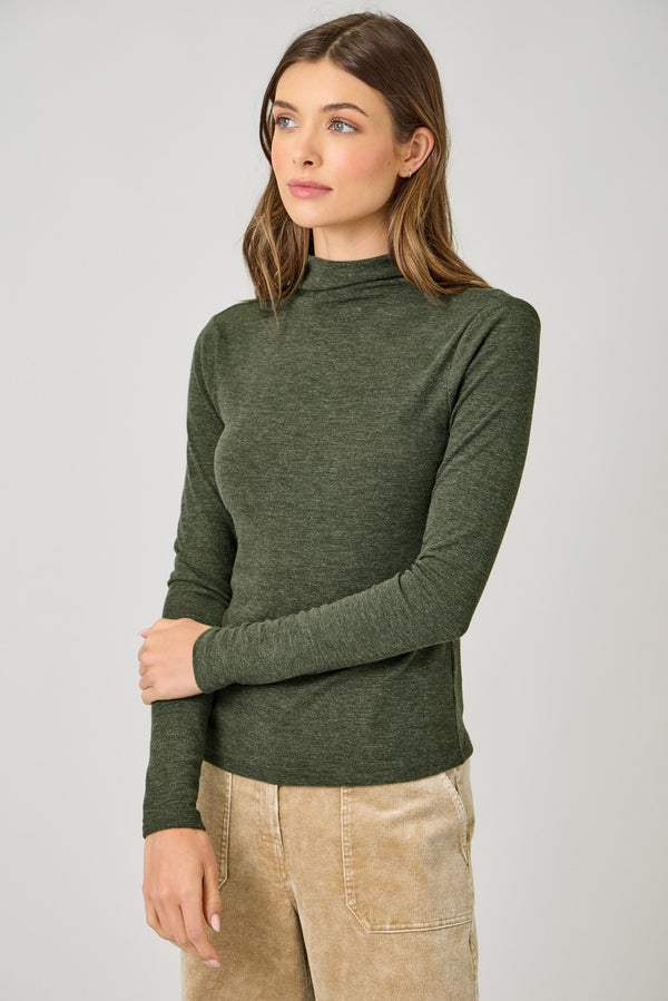 MockNeckKnit