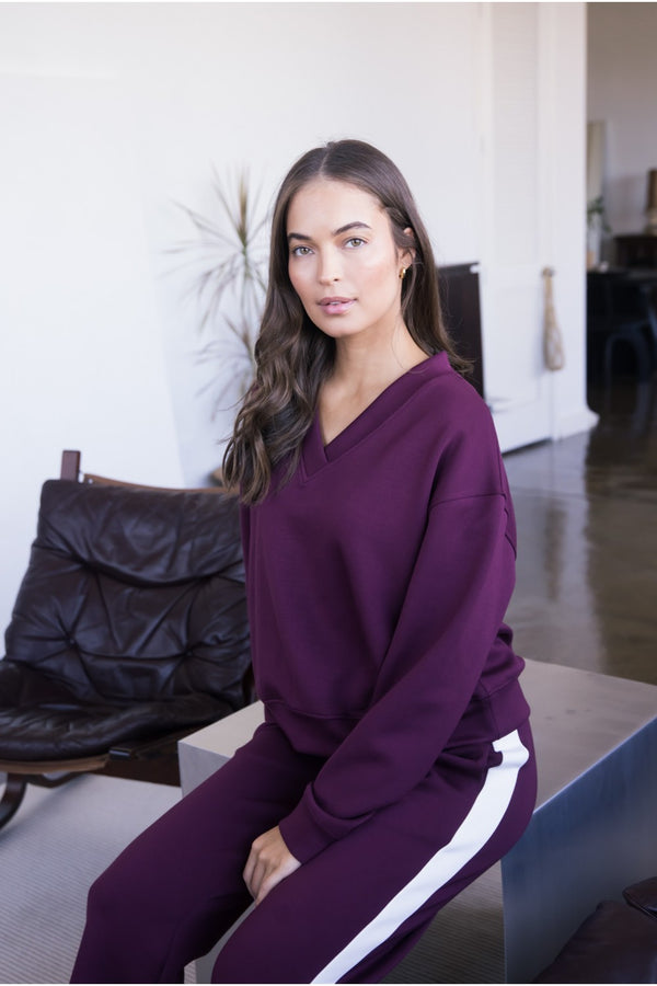 Modal V-Neck Port